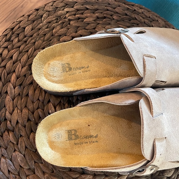 Men’s clogs beigeBrowns of Spain August main image 7